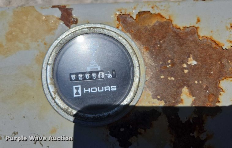 image for item EN3766 2005 Skyjack SJ 4632 scissor lift