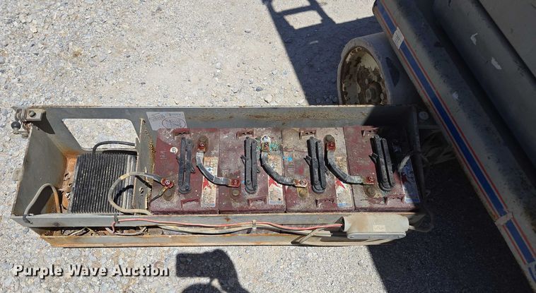 image for item EN3766 2005 Skyjack SJ 4632 scissor lift