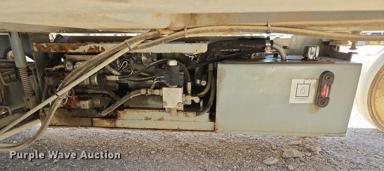 image for item EN3766 2005 Skyjack SJ 4632 scissor lift