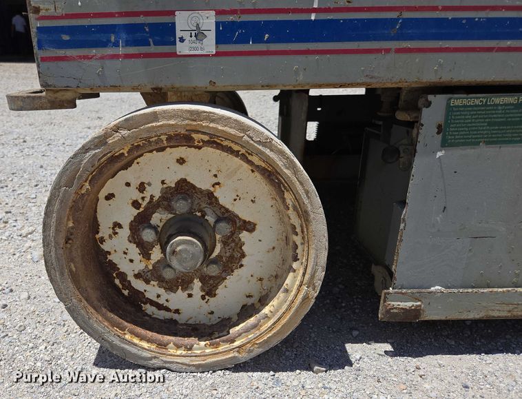 image for item EN3766 2005 Skyjack SJ 4632 scissor lift