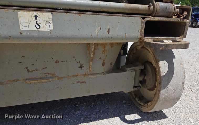 image for item EN3766 2005 Skyjack SJ 4632 scissor lift