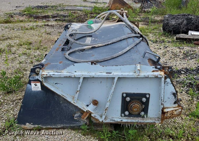 image for item EN3799 Virnig 84 skid steer broom