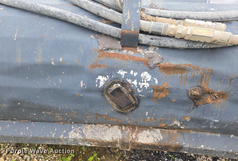 image for item EN3799 Virnig 84 skid steer broom