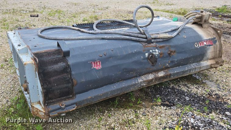 image for item EN3799 Virnig 84 skid steer broom