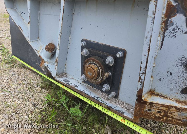 image for item EN3799 Virnig 84 skid steer broom