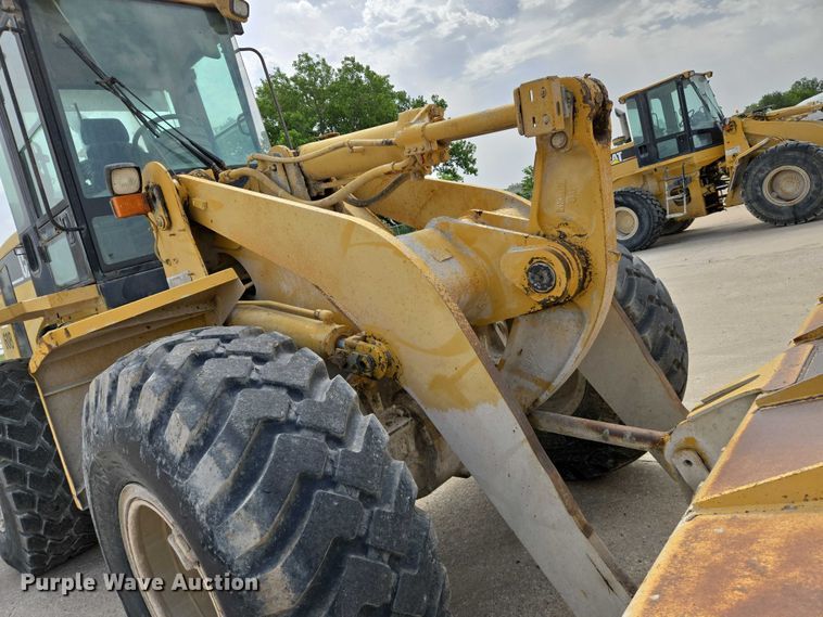image for item EN8010 2001 Caterpillar  938G wheel loader