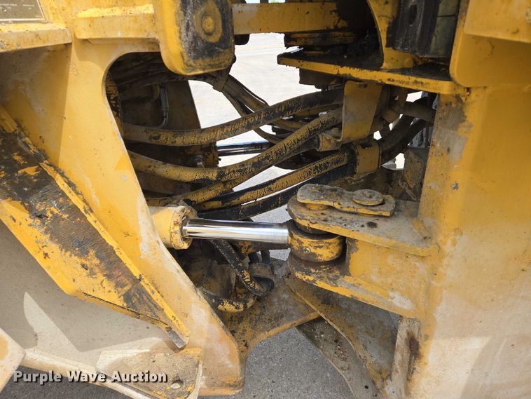 image for item EN8010 2001 Caterpillar  938G wheel loader