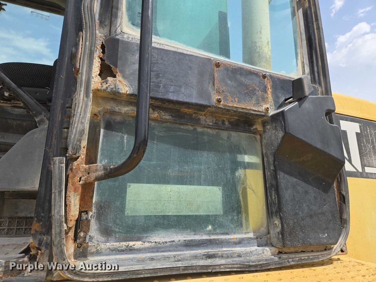 image for item EN8010 2001 Caterpillar  938G wheel loader