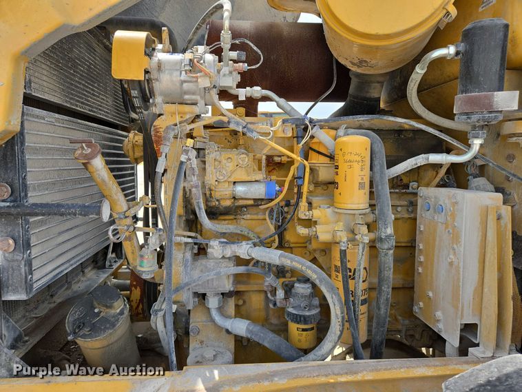 image for item EN8010 2001 Caterpillar  938G wheel loader