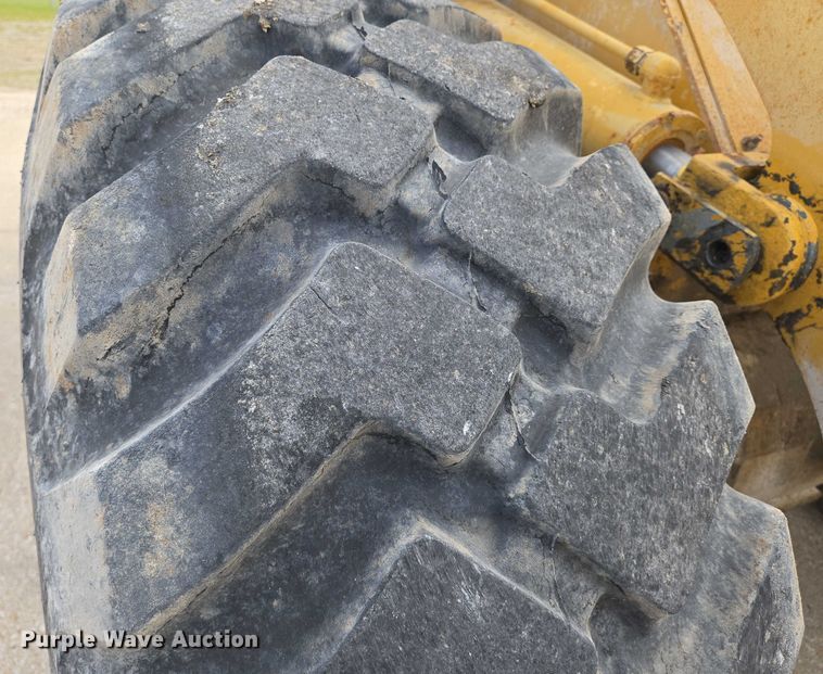 image for item EN8010 2001 Caterpillar  938G wheel loader
