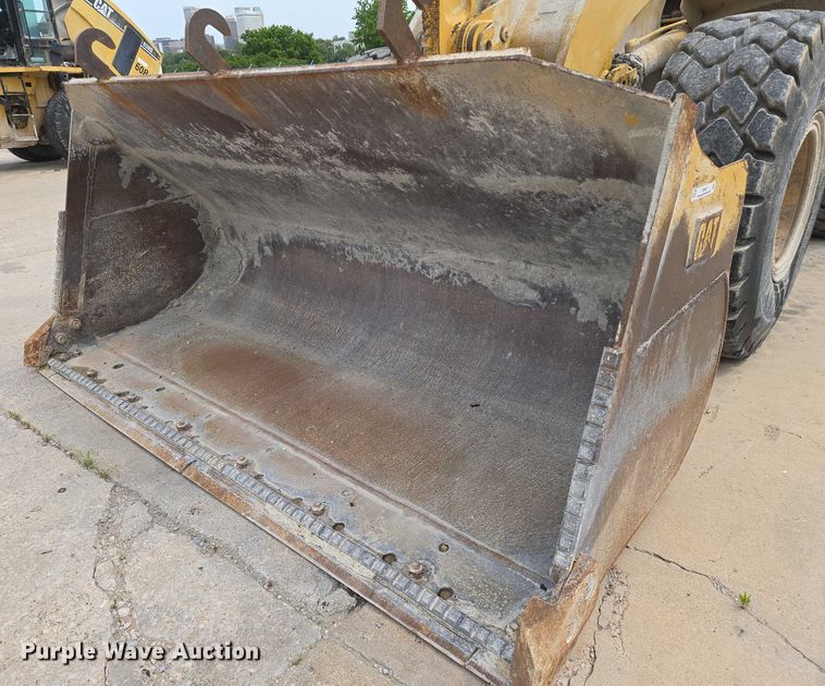 image for item EN8011 1997 Caterpillar  938G wheel loader