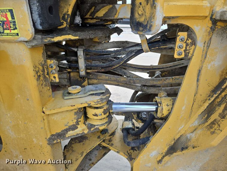 image for item EN8011 1997 Caterpillar  938G wheel loader