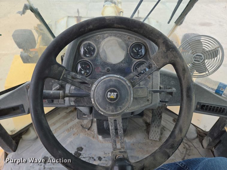 image for item EN8011 1997 Caterpillar  938G wheel loader