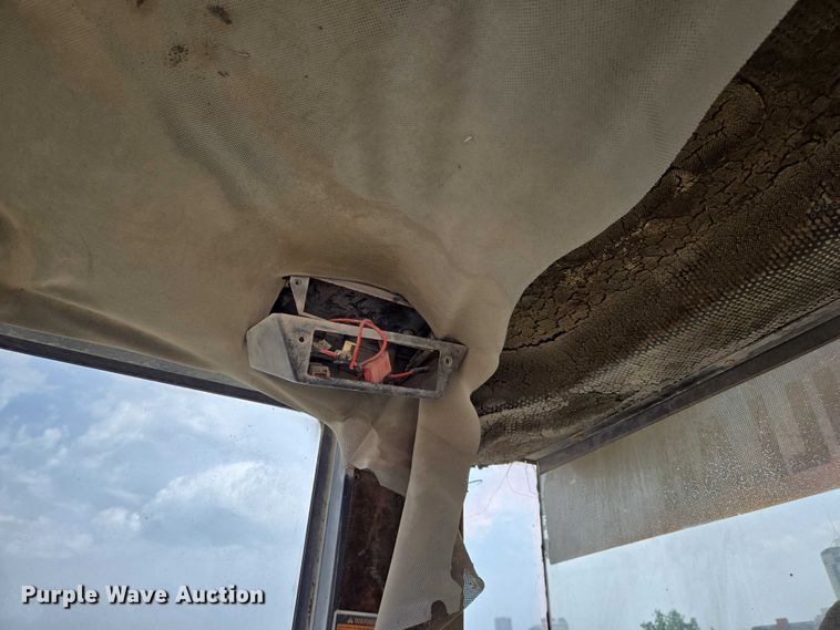 image for item EN8011 1997 Caterpillar  938G wheel loader