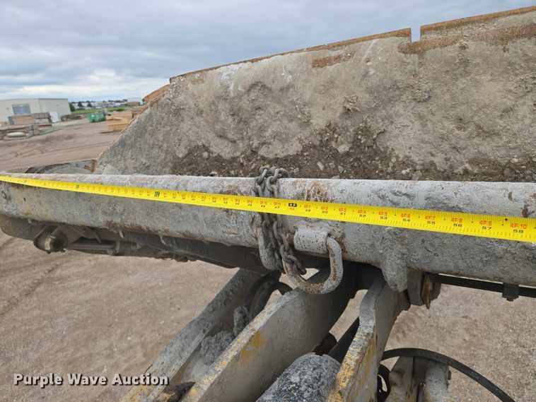 image for item EN8014 2011 Caterpillar 420E backhoe