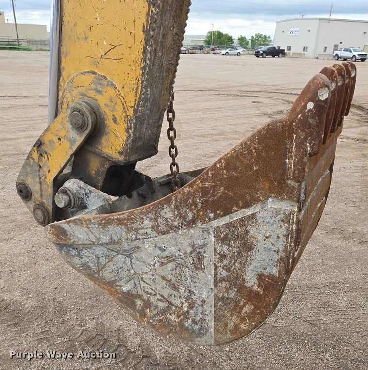 image for item EN8014 2011 Caterpillar 420E backhoe
