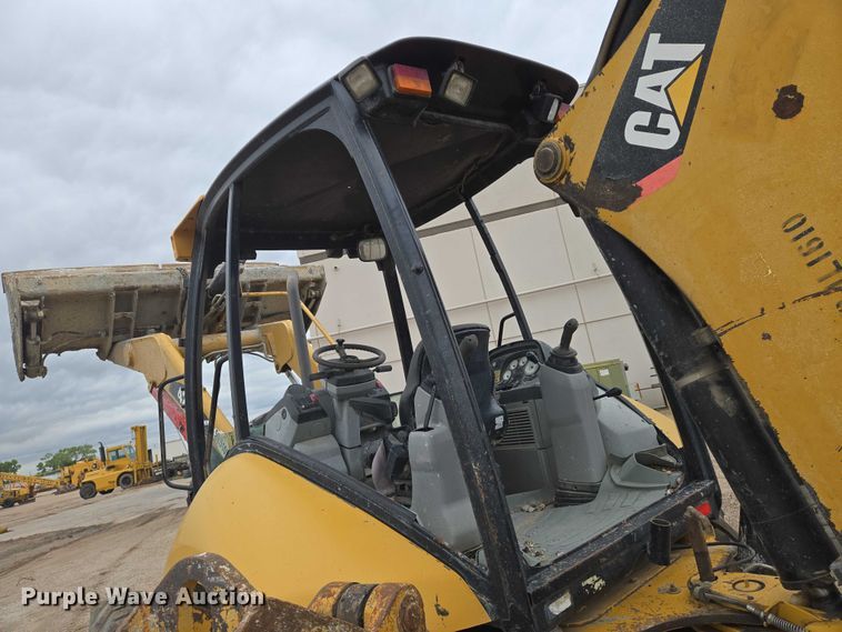 image for item EN8014 2011 Caterpillar 420E backhoe