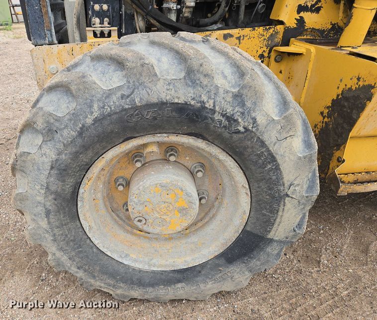 image for item EN8014 2011 Caterpillar 420E backhoe