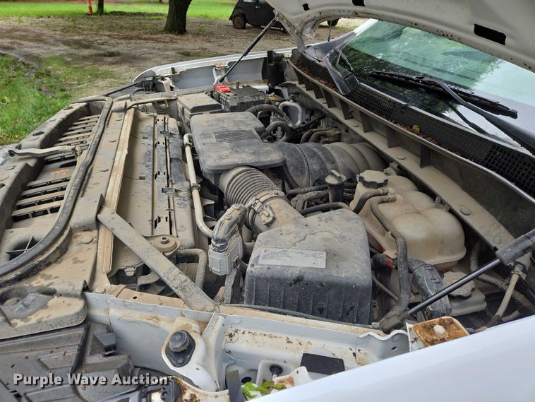 image for item EN8015 2019 Chevrolet Silverado 1500  pickup truck