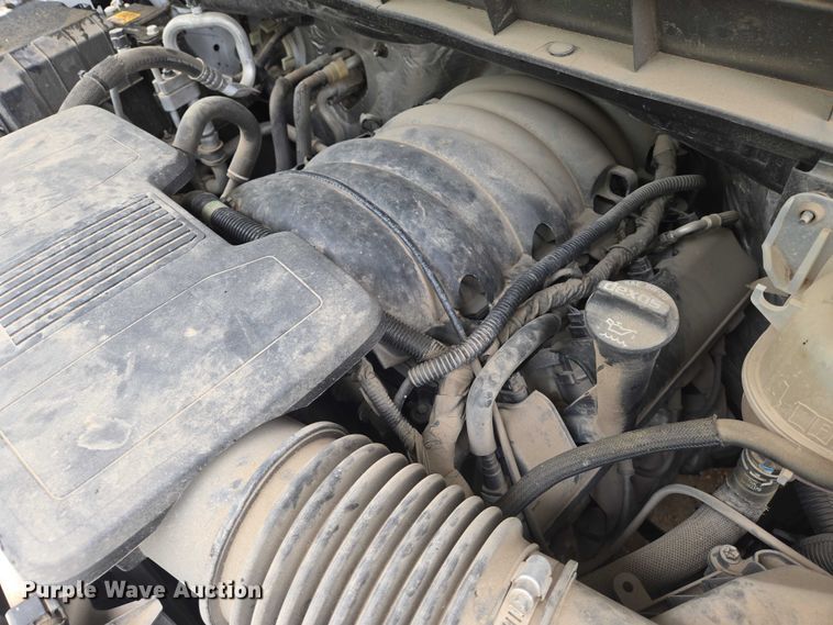 image for item EN8015 2019 Chevrolet Silverado 1500  pickup truck