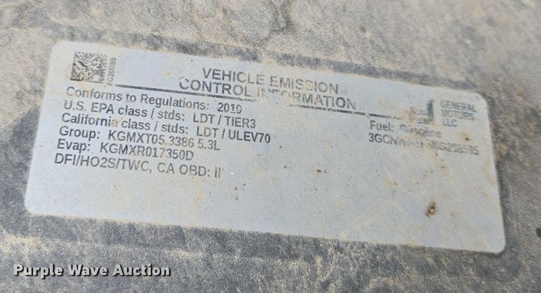 image for item EN8015 2019 Chevrolet Silverado 1500  pickup truck