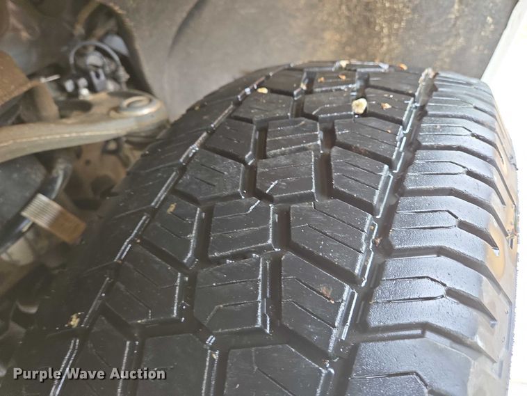 image for item EN8015 2019 Chevrolet Silverado 1500  pickup truck