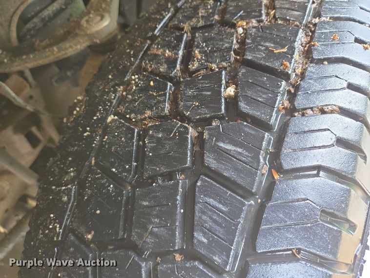 image for item EN8015 2019 Chevrolet Silverado 1500  pickup truck