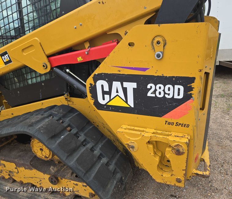 image for item EN8021 2015 Caterpillar 289D tracked skid steer loader