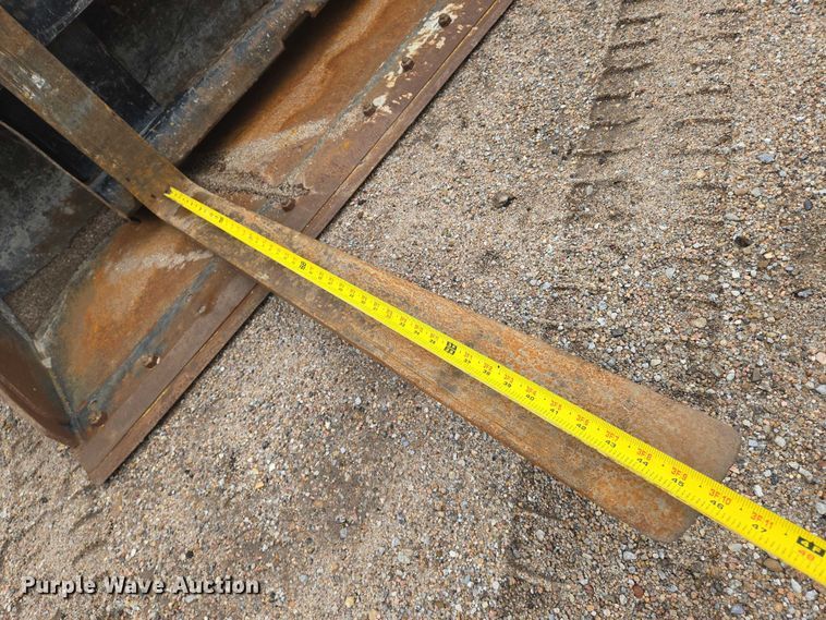 image for item EN8021 2015 Caterpillar 289D tracked skid steer loader