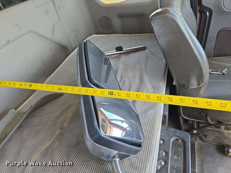 image for item EN8940 2013 International  TerraStar Ext. Cab flatbed truck