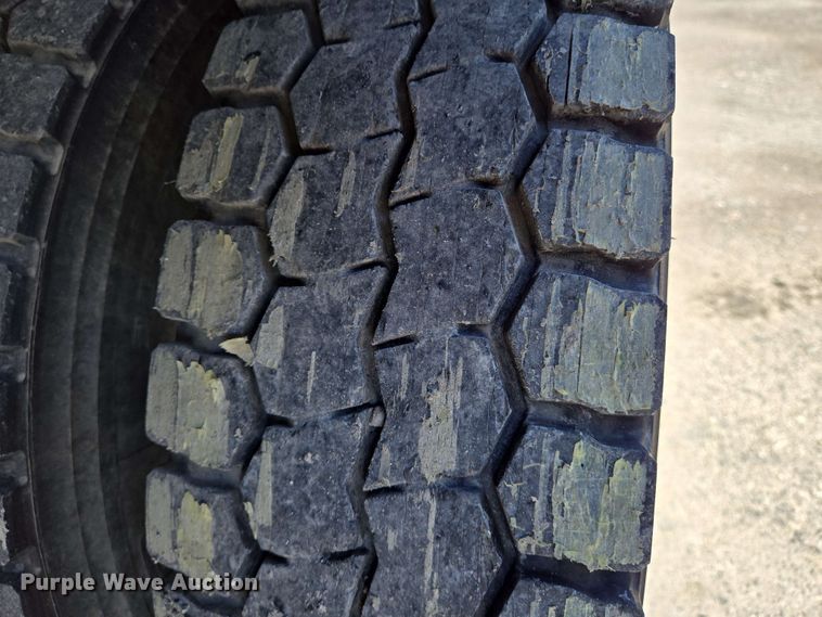 image for item EN8940 2013 International  TerraStar Ext. Cab flatbed truck