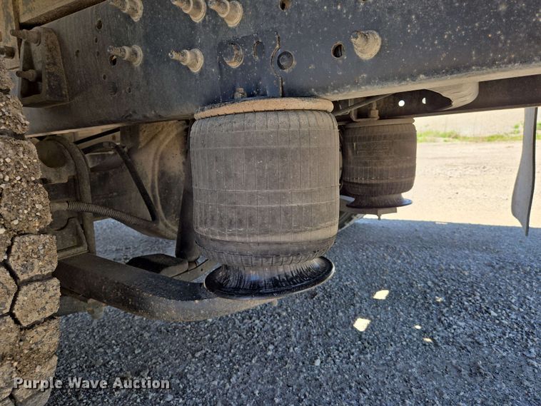 image for item EN8940 2013 International  TerraStar Ext. Cab flatbed truck