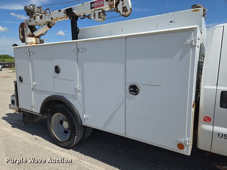 image for item EN8941 2008 Ford F550 Super Duty utility / service truck