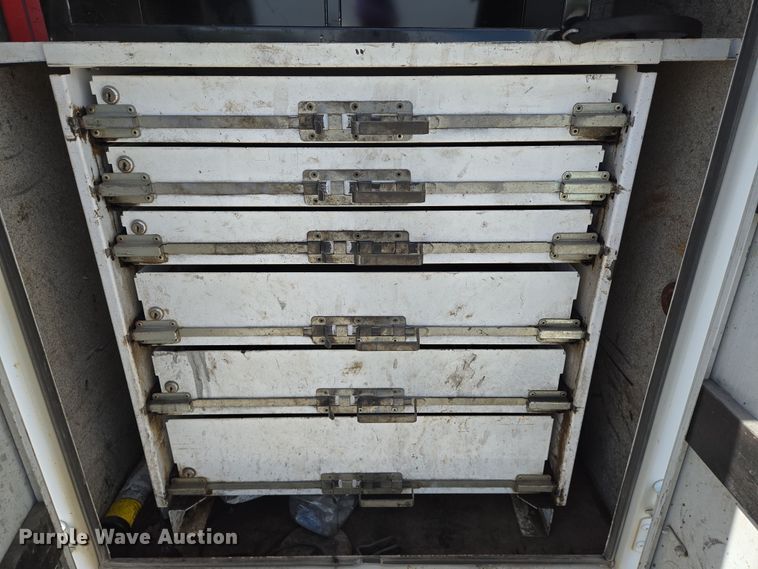 image for item EN8941 2008 Ford F550 Super Duty utility / service truck