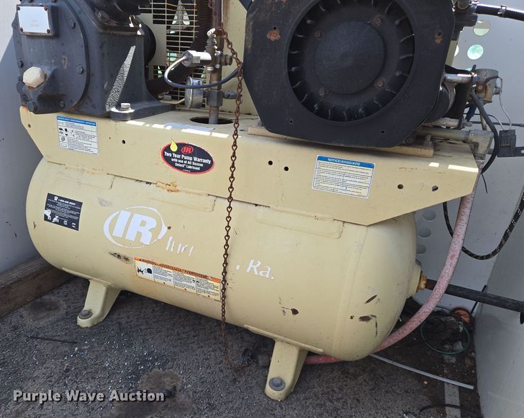 image for item EN8941 2008 Ford F550 Super Duty utility / service truck