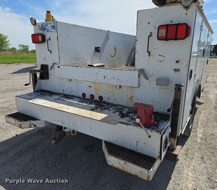 image for item EN8941 2008 Ford F550 Super Duty utility / service truck