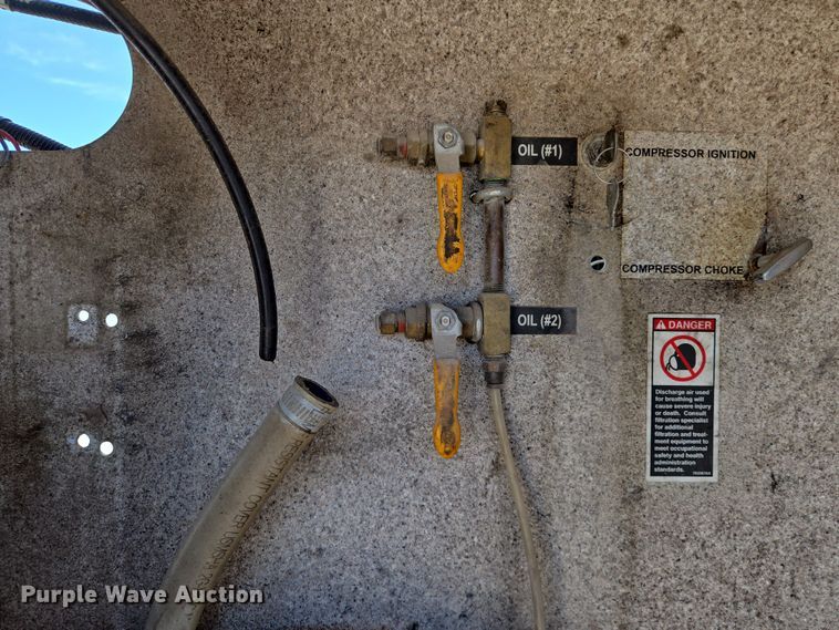 image for item EN8941 2008 Ford F550 Super Duty utility / service truck