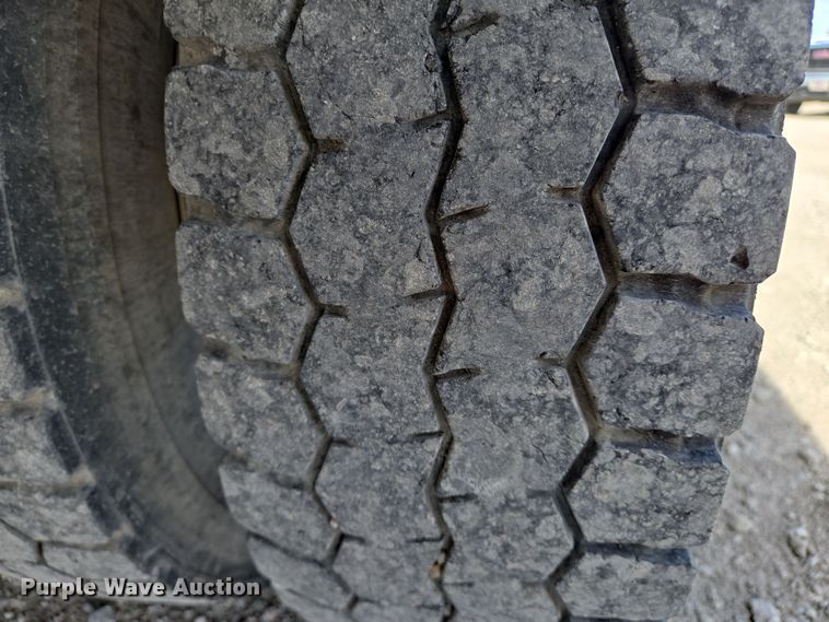 image for item EN8941 2008 Ford F550 Super Duty utility / service truck