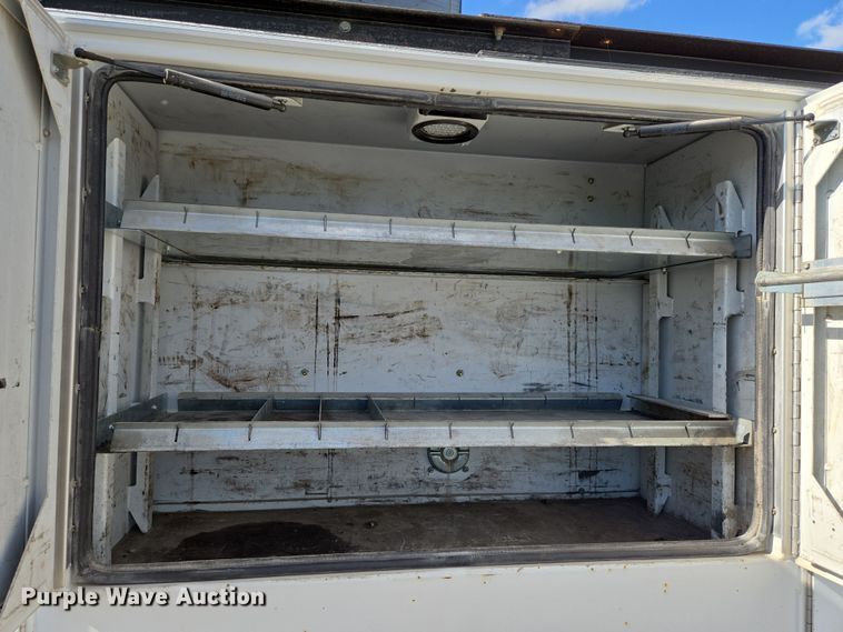 image for item EN8942 2008 Kenworth T300 utility / service truck