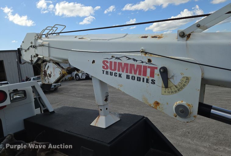 image for item EN8942 2008 Kenworth T300 utility / service truck