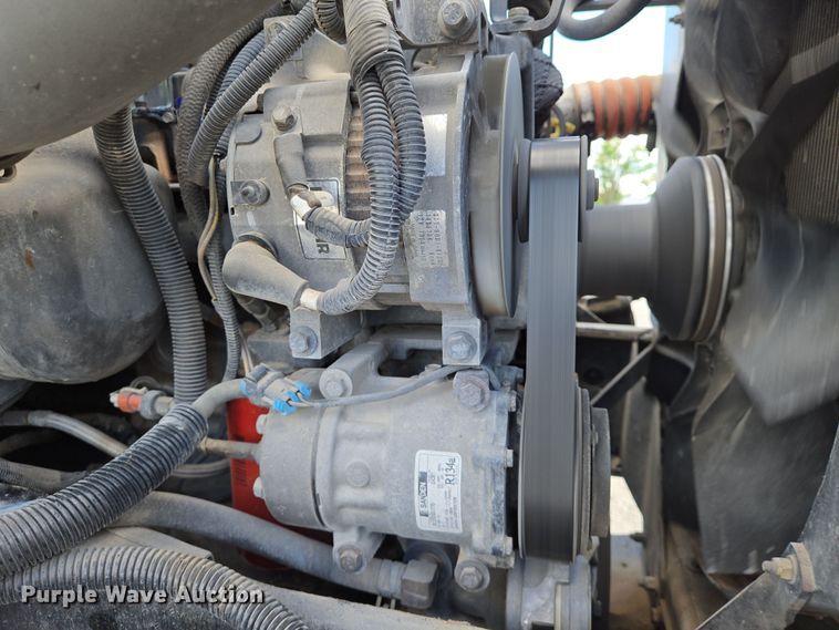 image for item EN8942 2008 Kenworth T300 utility / service truck