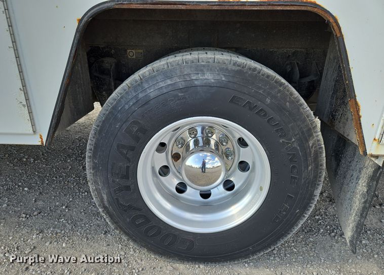 image for item EN8942 2008 Kenworth T300 utility / service truck