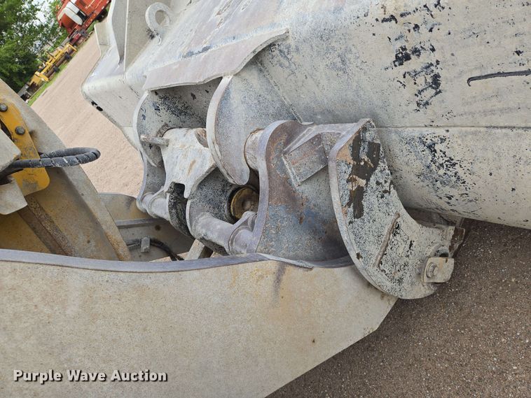 image for item EO0777 2017 Caterpillar  966M wheel loader