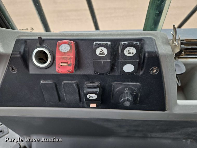 image for item EO0777 2017 Caterpillar  966M wheel loader