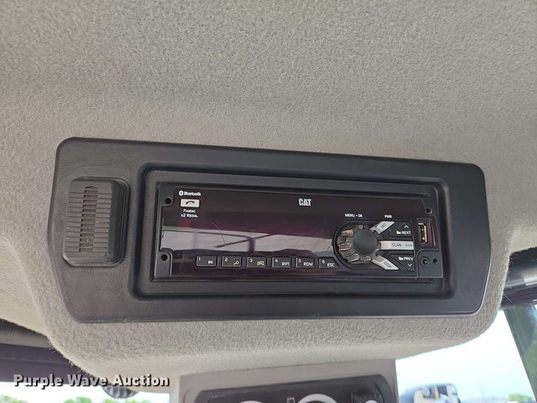 image for item EO0777 2017 Caterpillar  966M wheel loader