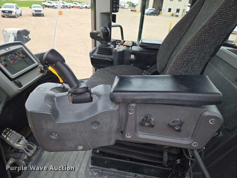 image for item EO0777 2017 Caterpillar  966M wheel loader