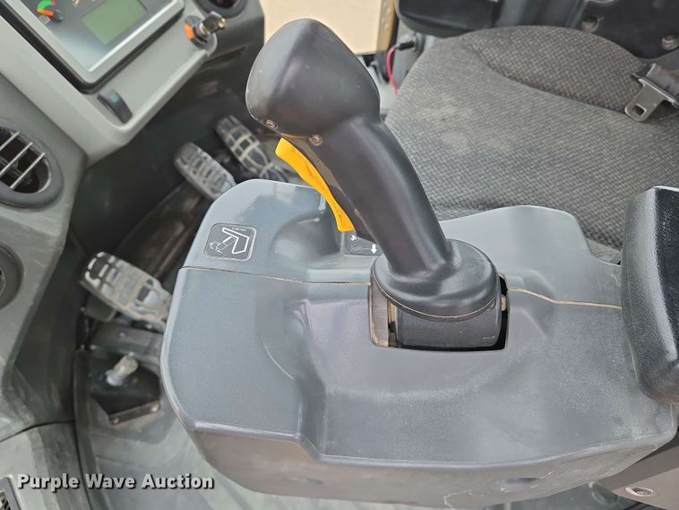 image for item EO0777 2017 Caterpillar  966M wheel loader