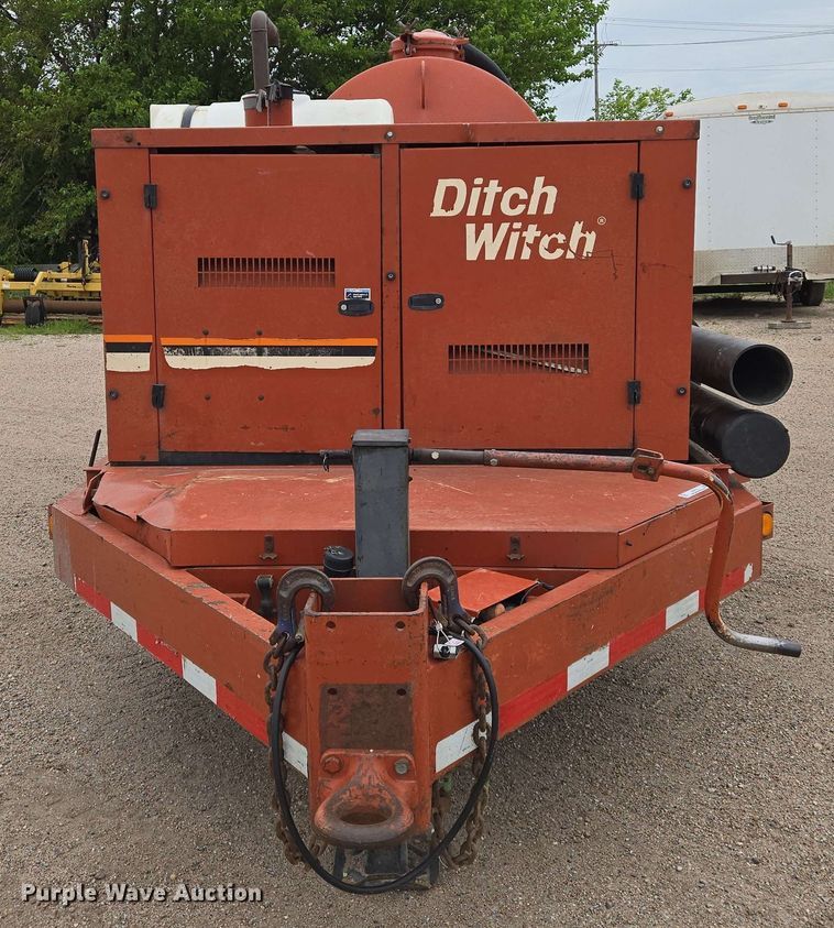 image for item EO0779 2000 Ditch Witch FX30 vacuum excavator