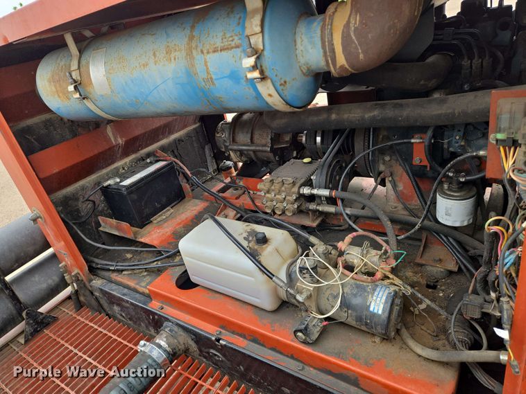 image for item EO0779 2000 Ditch Witch FX30 vacuum excavator