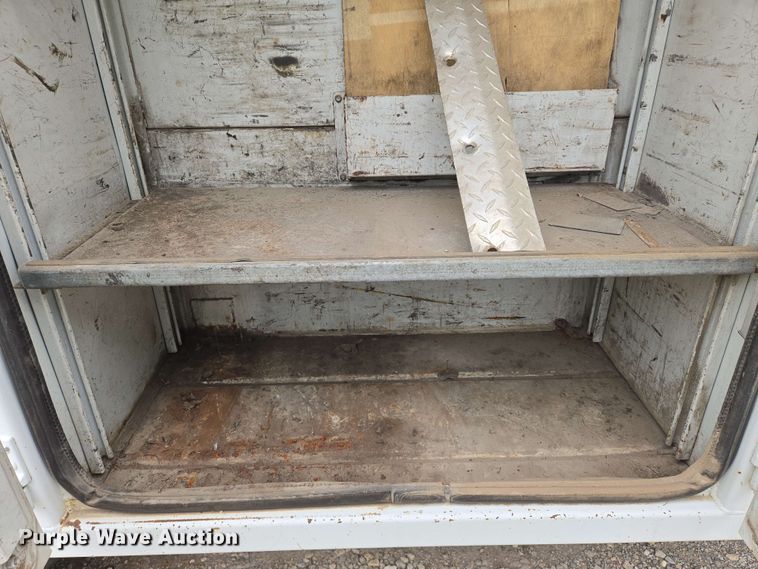 image for item EO0782 2002 Ford F550 utility / service truck